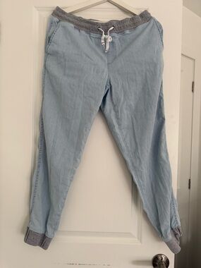 Tommy Hilfiger Light Blue Women's Boyfriend Jogger Jeans